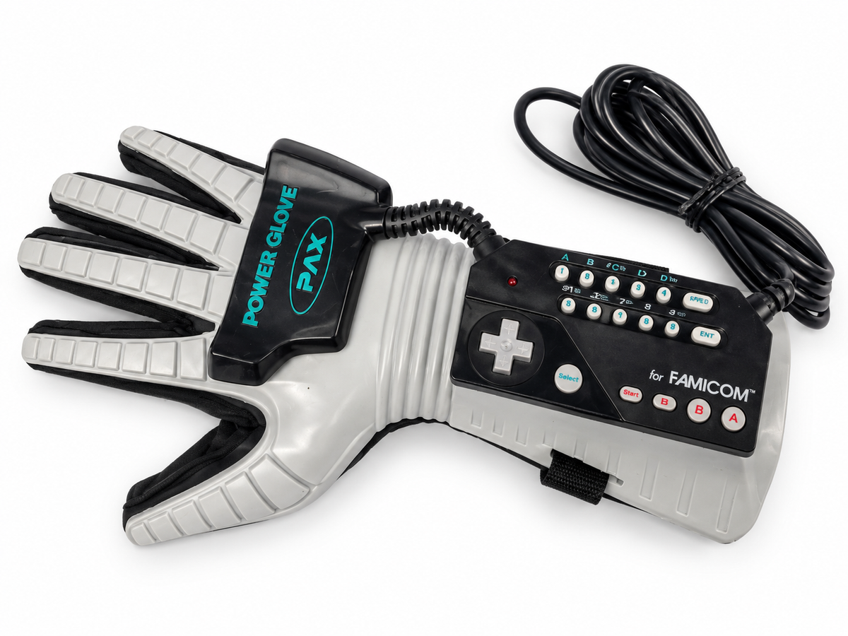 Nintendo Power Glove - Nintendo Famicom 8 bits